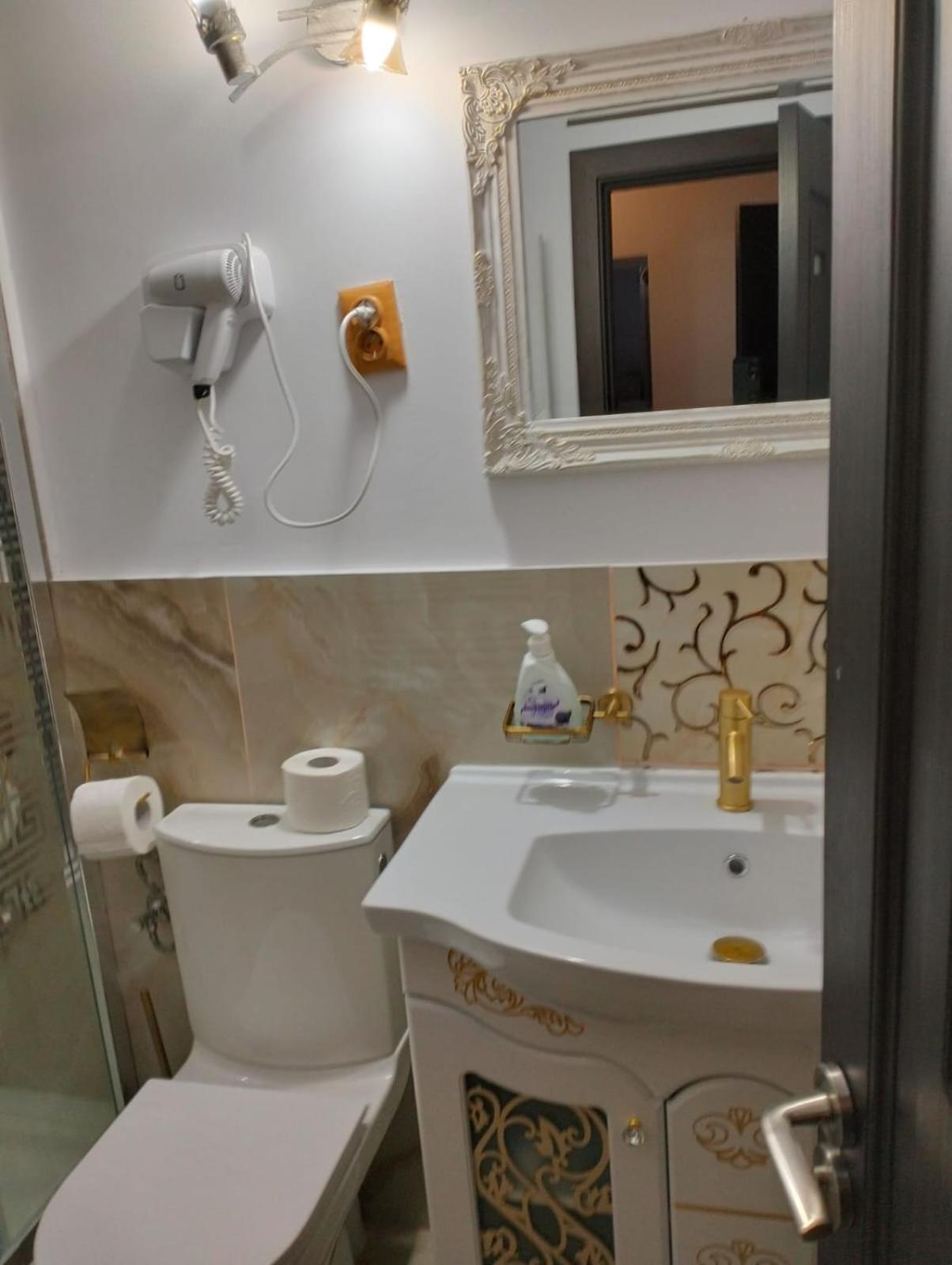Joy Apartment *